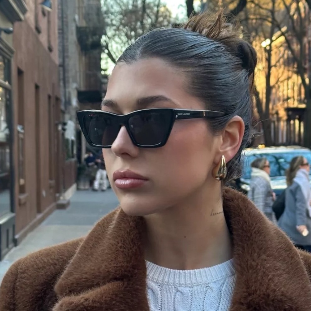Chic Saint Laurent Black Sunglasses EUC